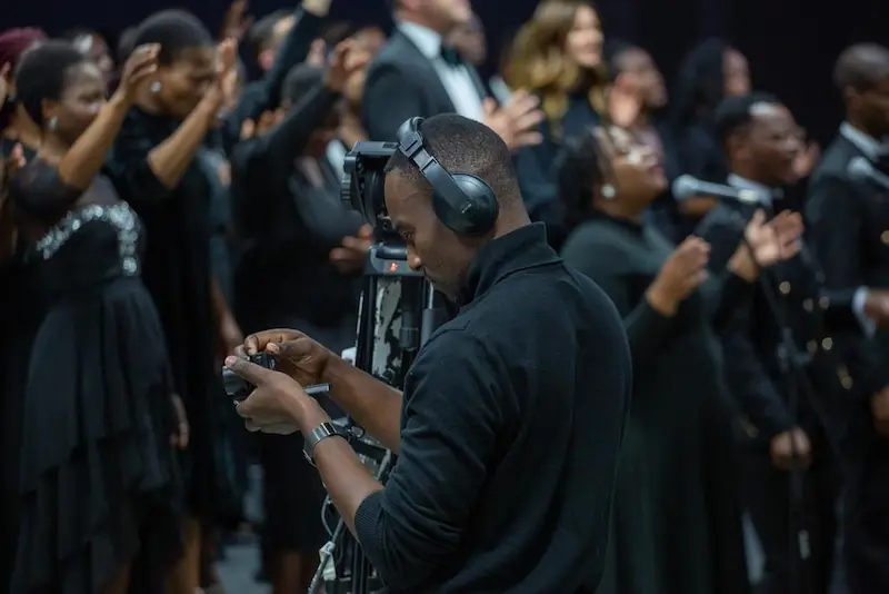 Online Praise and Healing Streams Broadcast